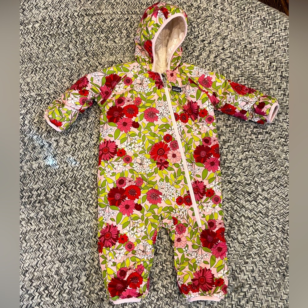 Patagonia Reversible Down Bunting Suit 12-18 months